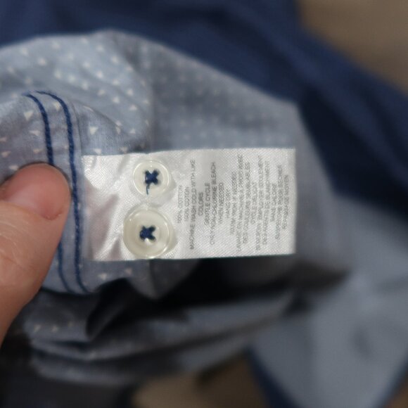 UNTUCKit Mens LARGE Shirt Long Sleeve Button Down Blue Geometric Pattern - Picture 7 of 7